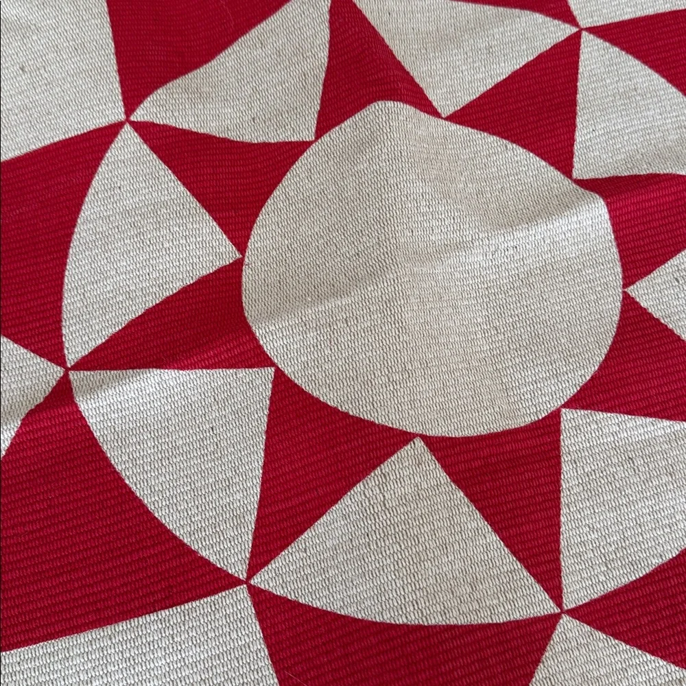 New IKEA VINTERFINT round tree mat under lay